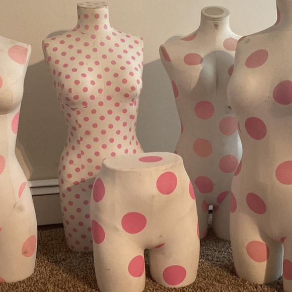 PINK Victoria Secret mannequin’s - Picture 1 of 4